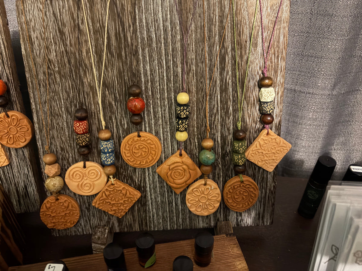 Terracotta Diffuser Hangers