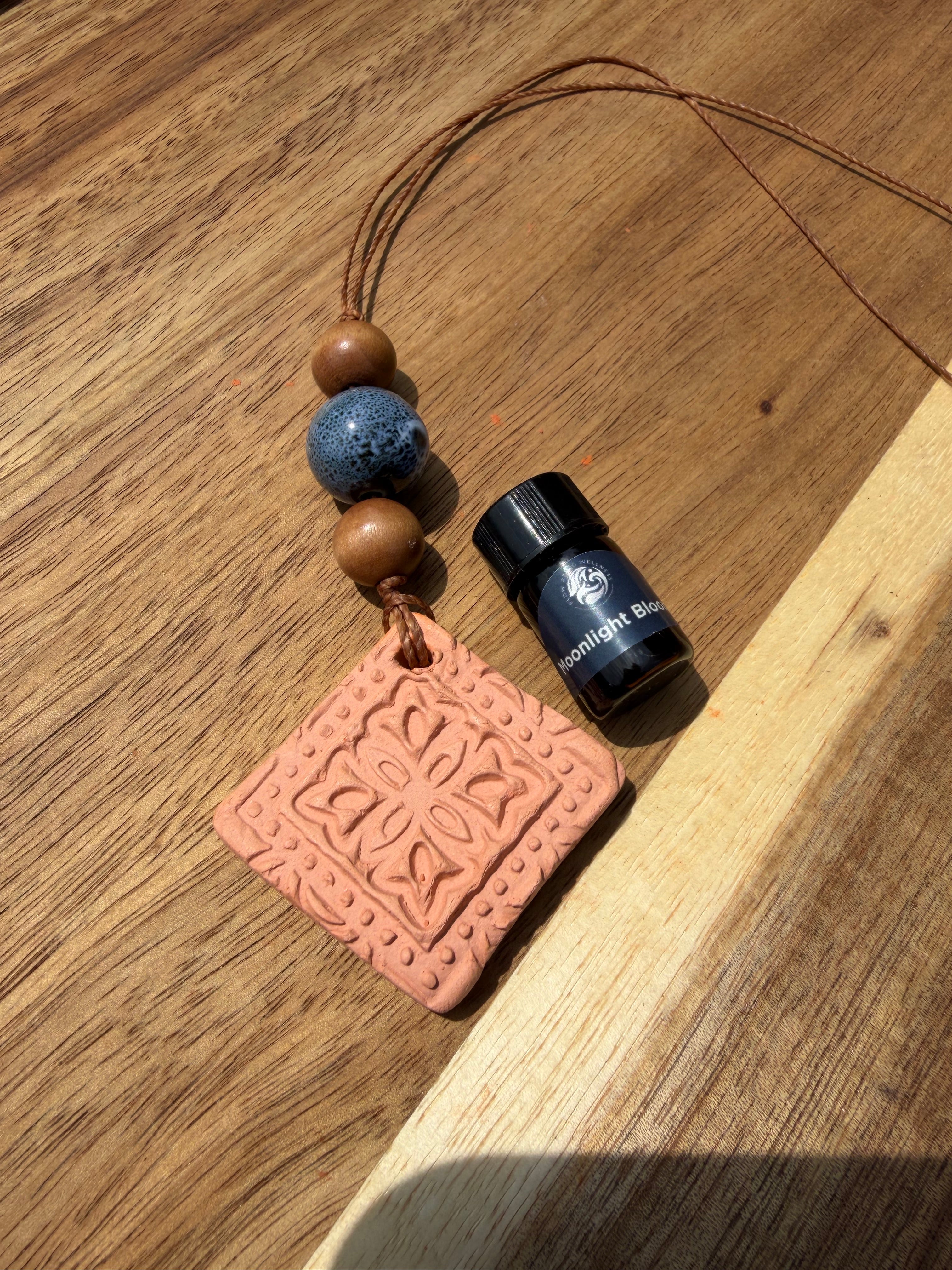 Moonlight Bloom 2mL Oil Blend